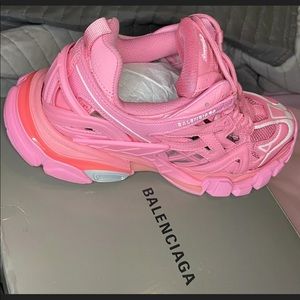 Balenciaga track.2